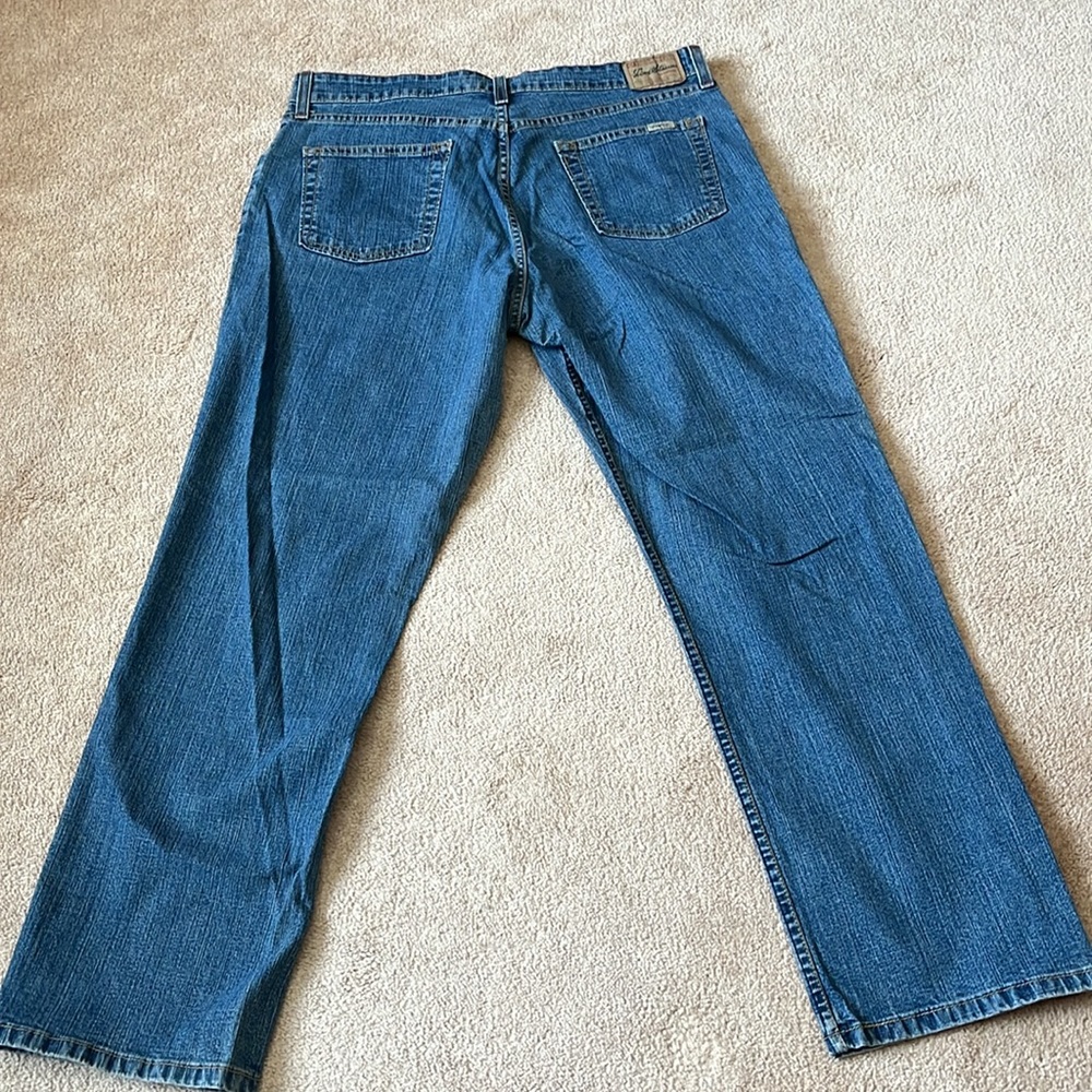 Levi’s Misses Stretch Mid Rise Straight Leg, size 14 short,  Dressy or Casual! - Picture 7 of 7